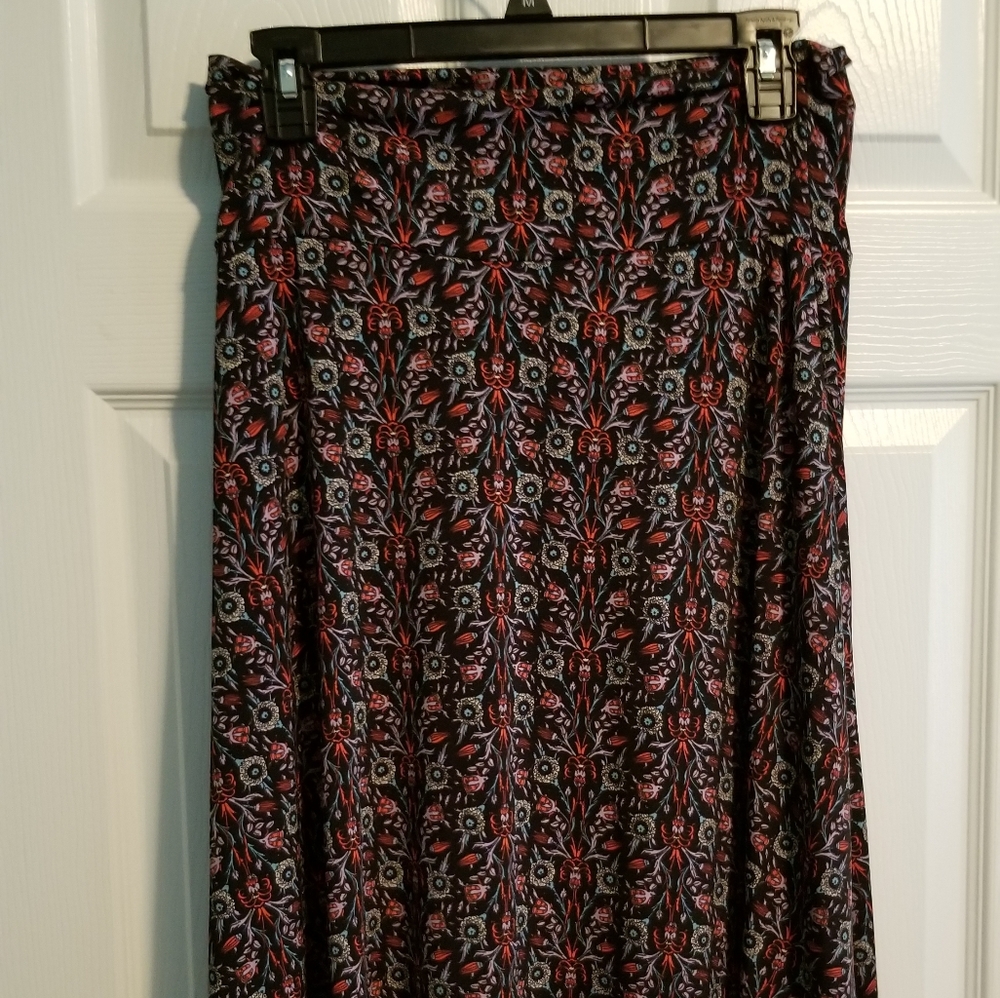 Lularoe Lola skirt
